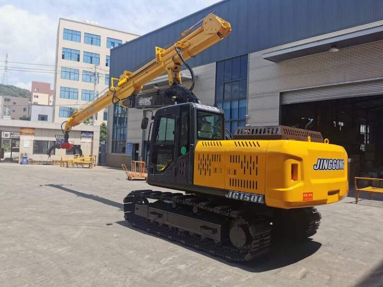 Telescopic arm Excavators