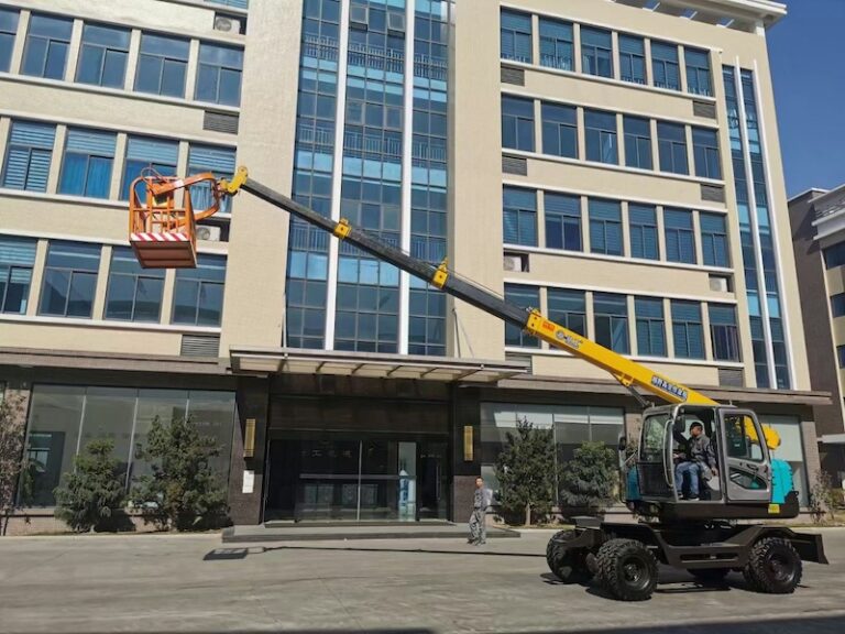 telescopic boom wheeled excavators