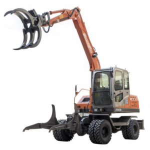 6.8 Ton Wheel Digger With 360 Degree Rotating Scrap Grapple